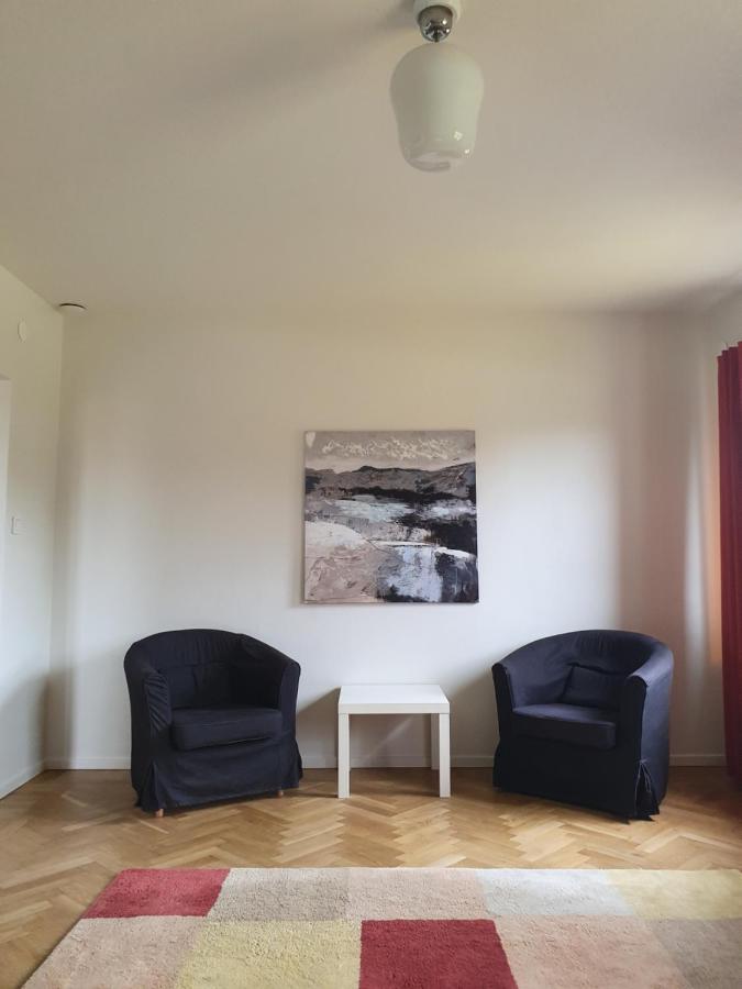 B&F Laegenheter Apartment Нора Екстериор снимка